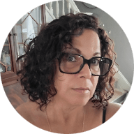 Tina R.